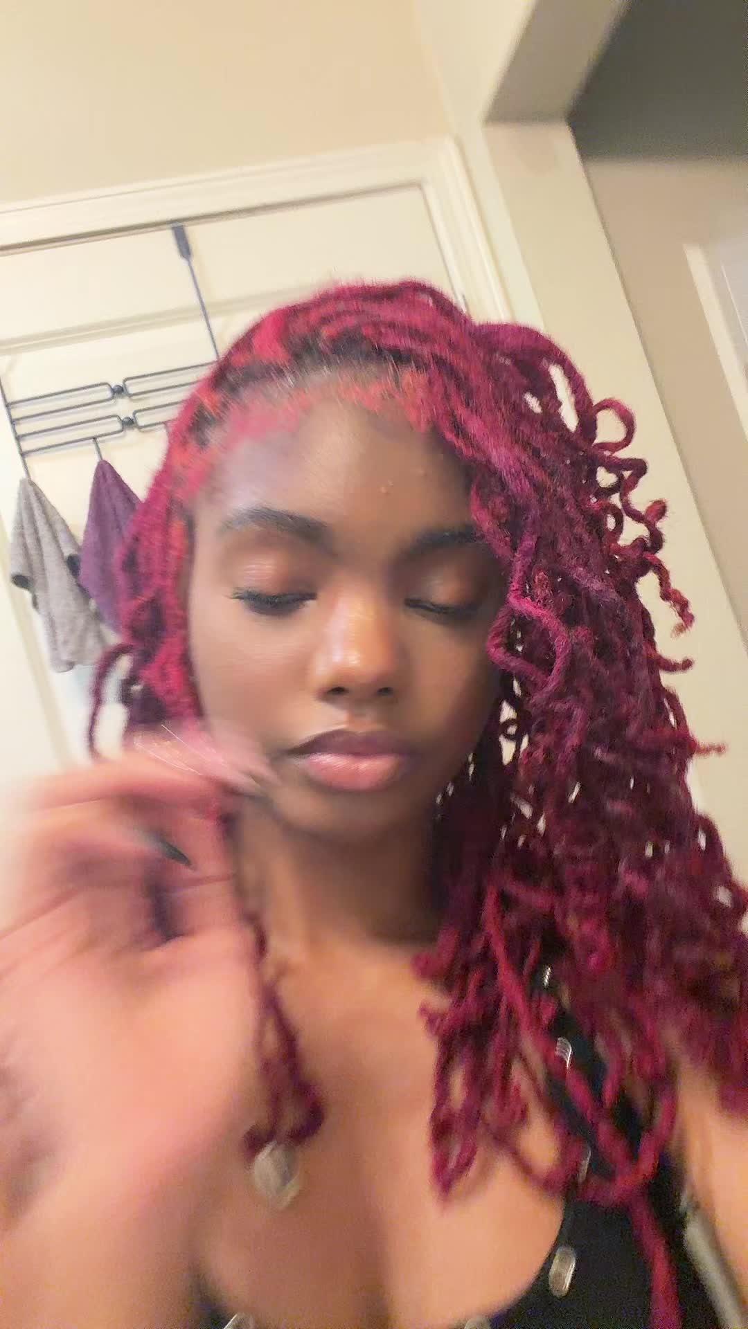 @zoenicolee.xoxo