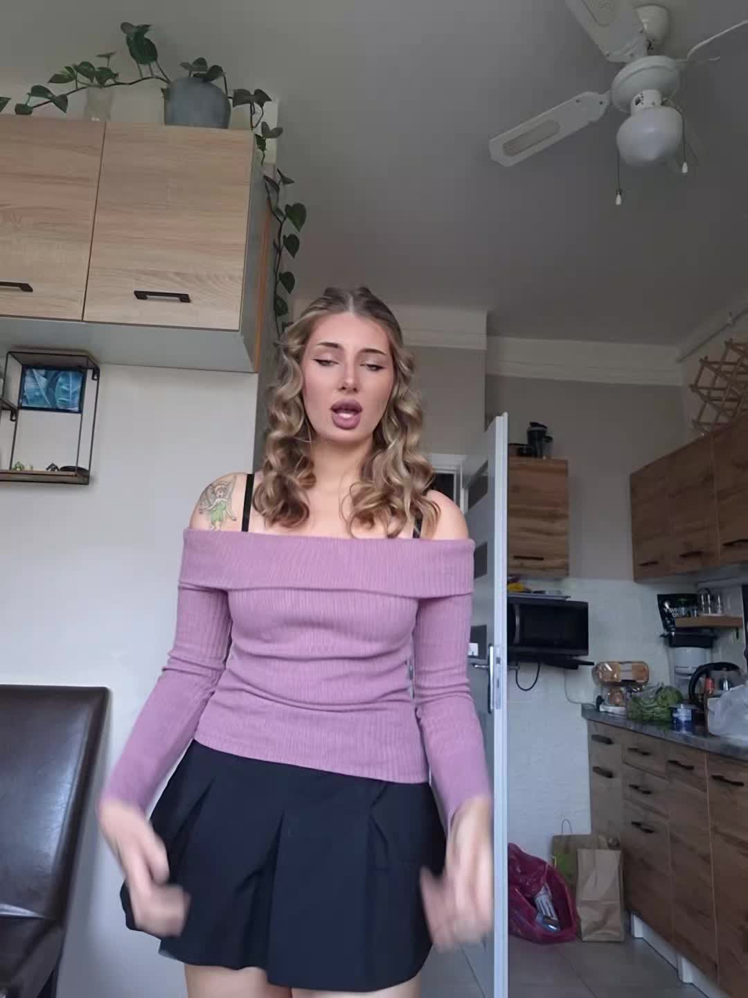 @Angela.