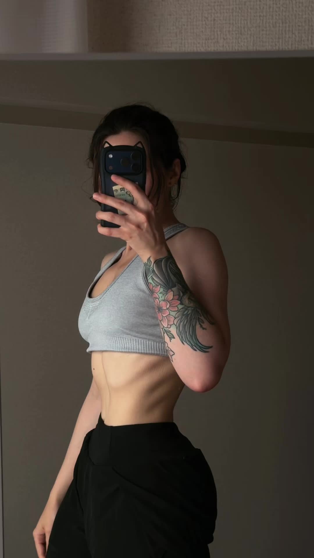 @Fox_be_