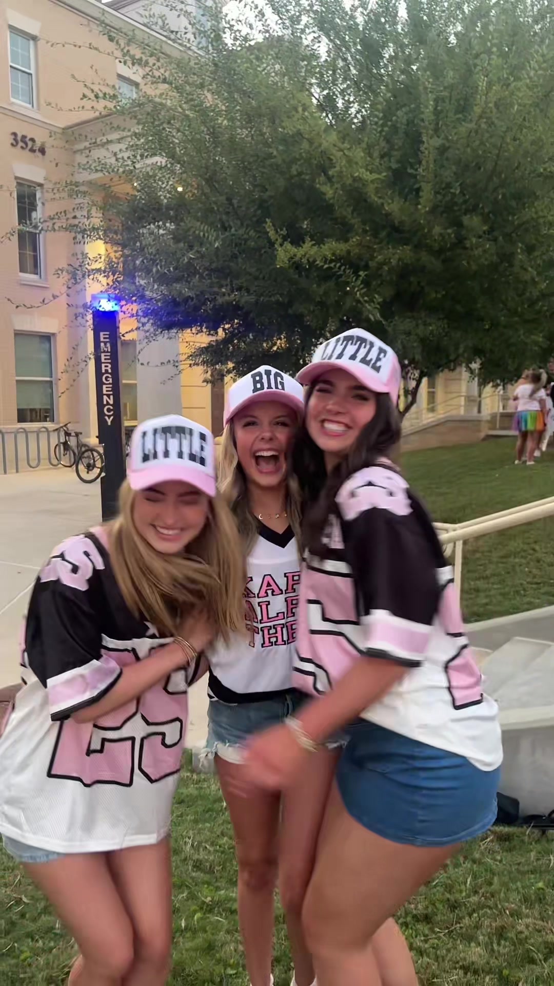 @MalloryJamesMahoney
