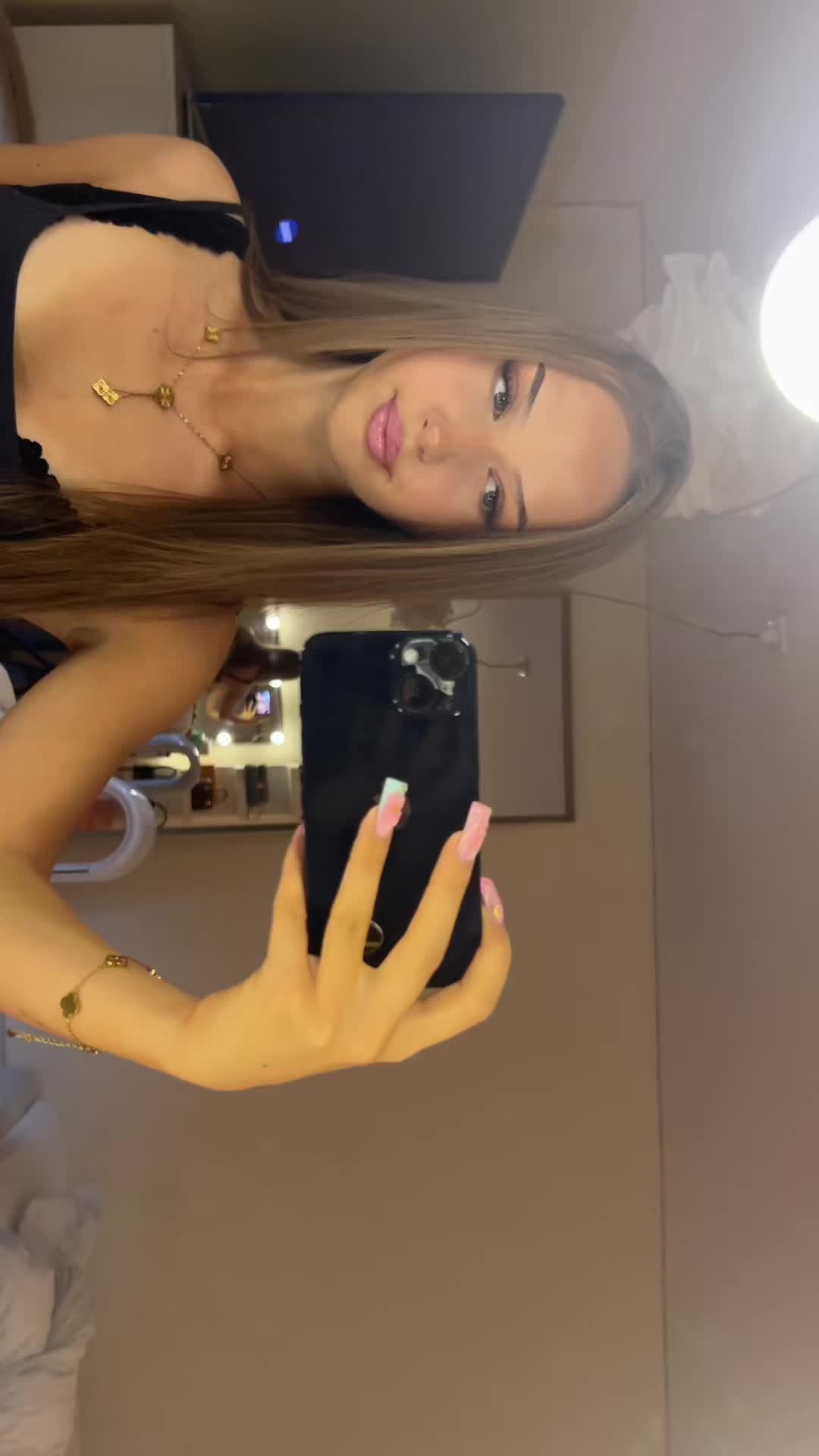 @selma†