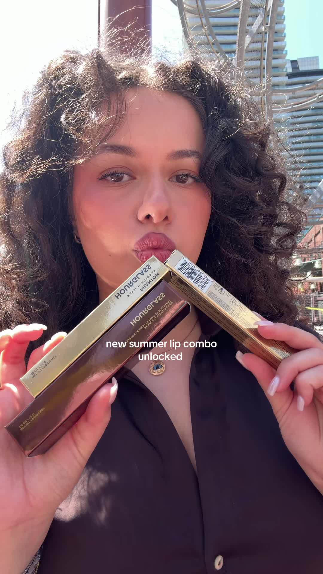 @anahita