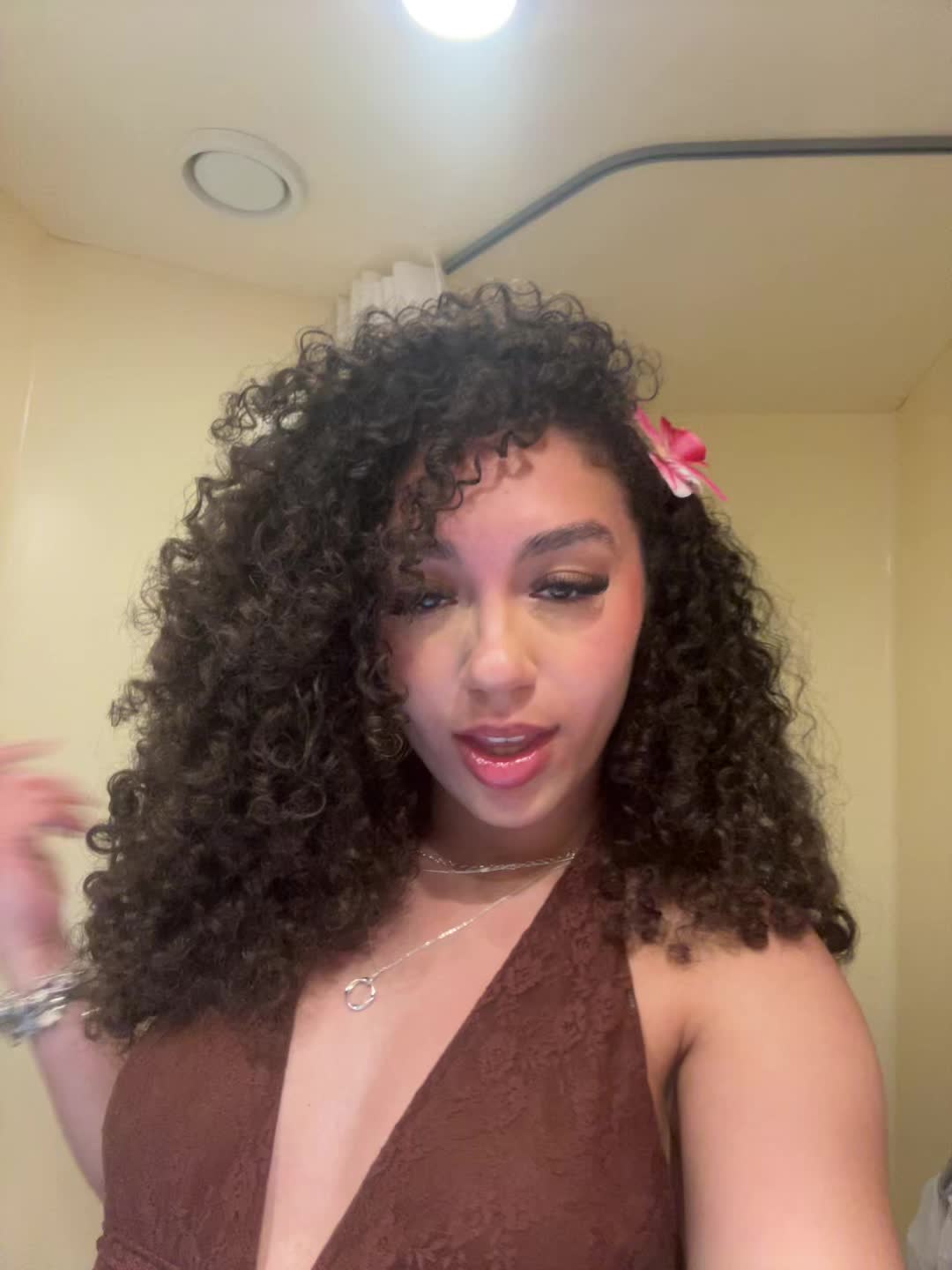 @k.alanis.e