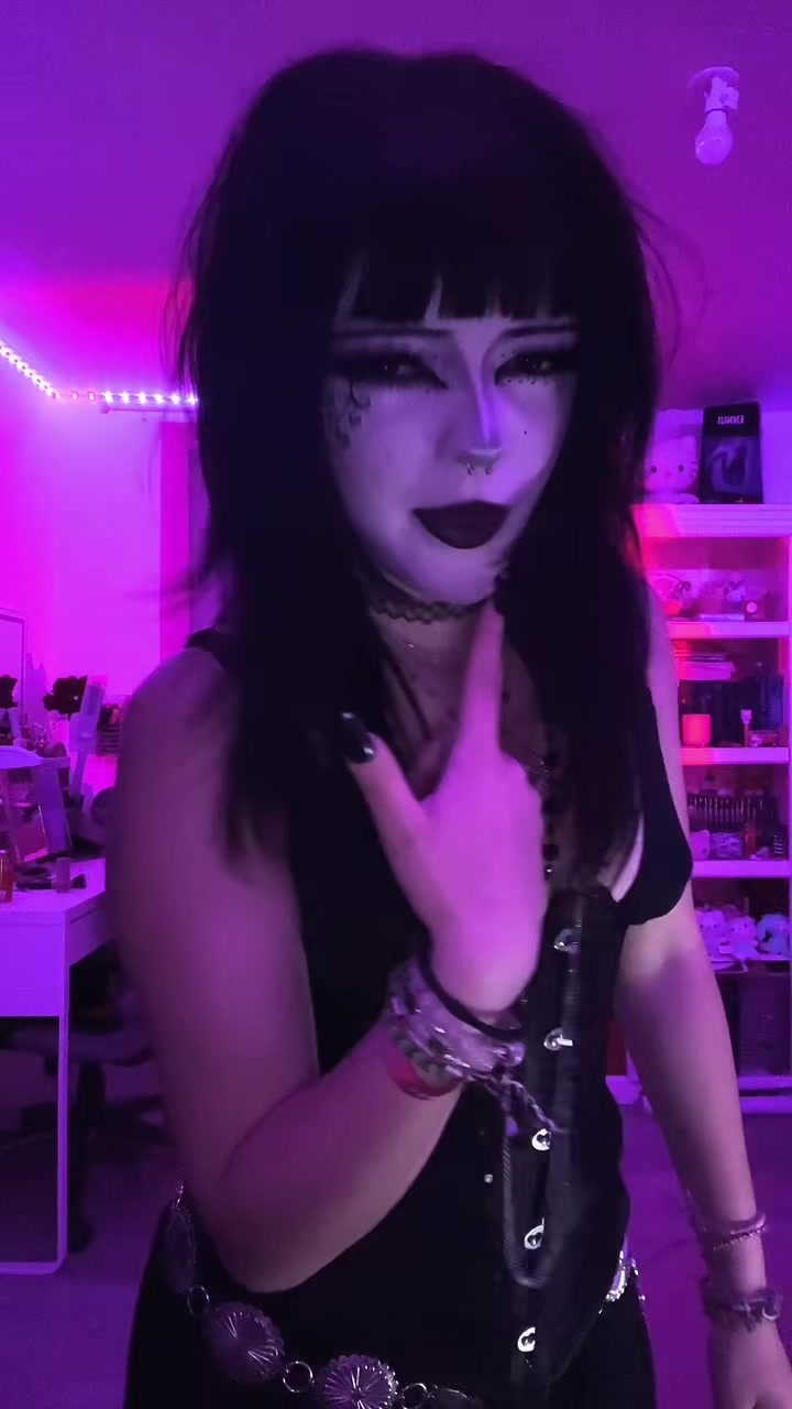 @༺🖤🦇༻