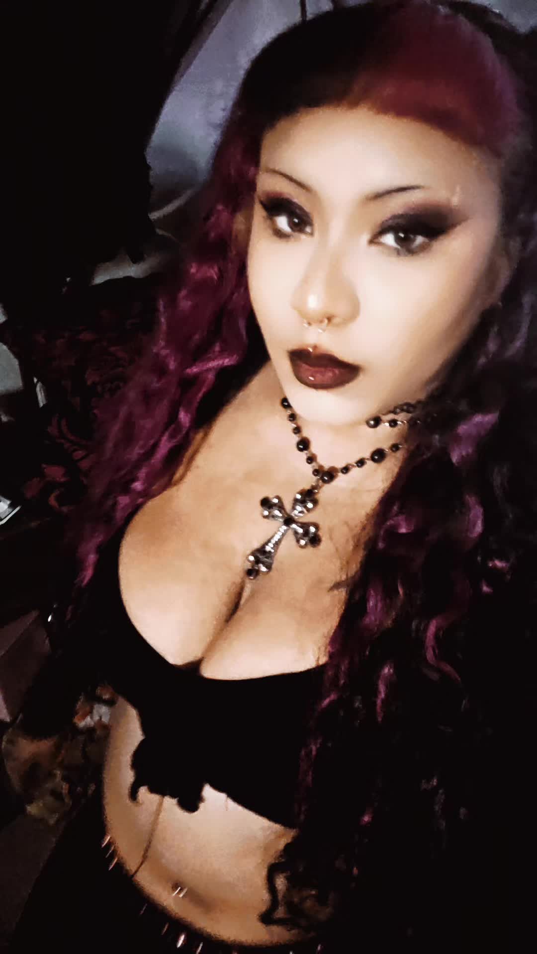 @Salem🧛🏼♀️