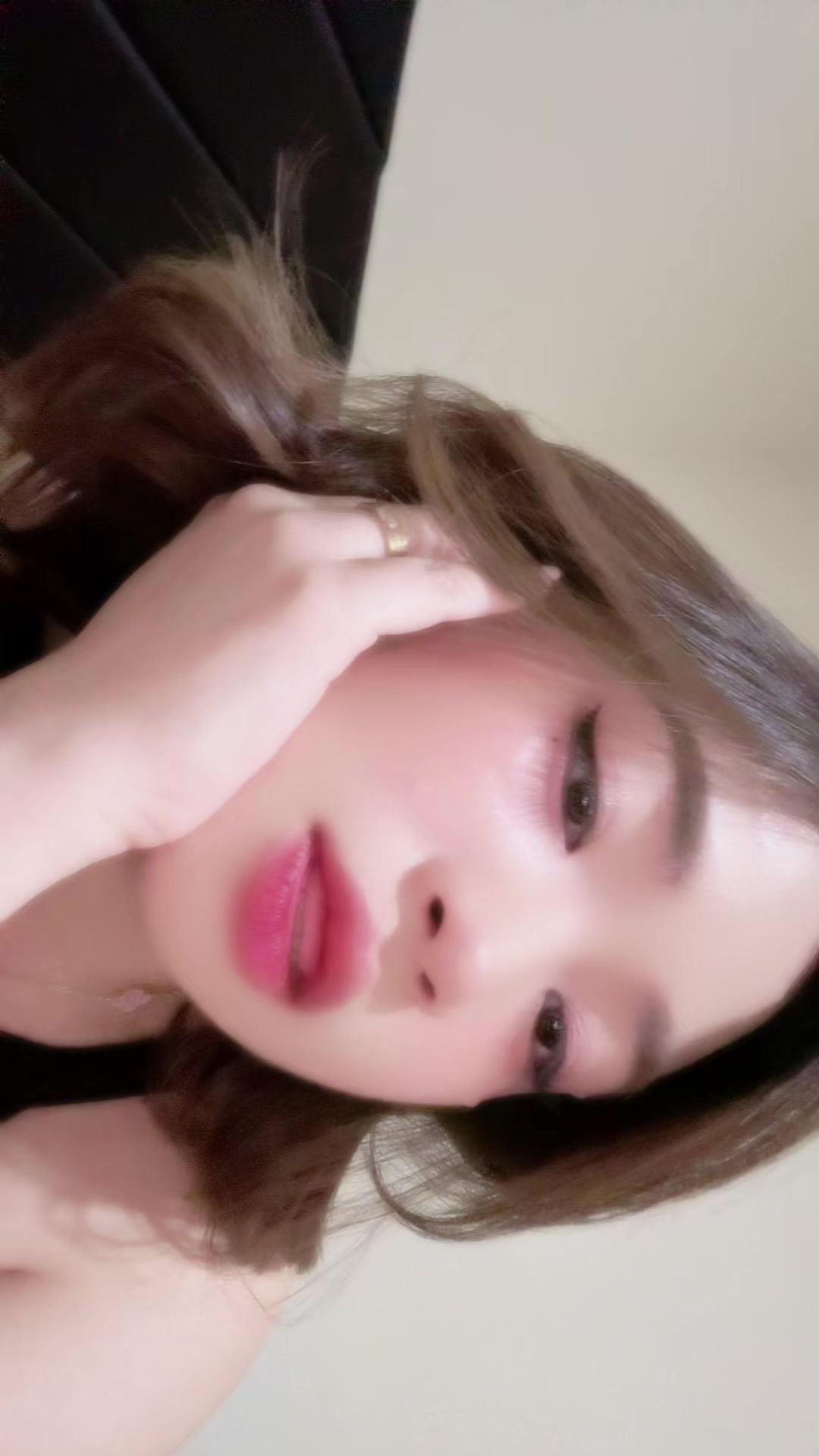 @EMICA Ching Erl🤍✨