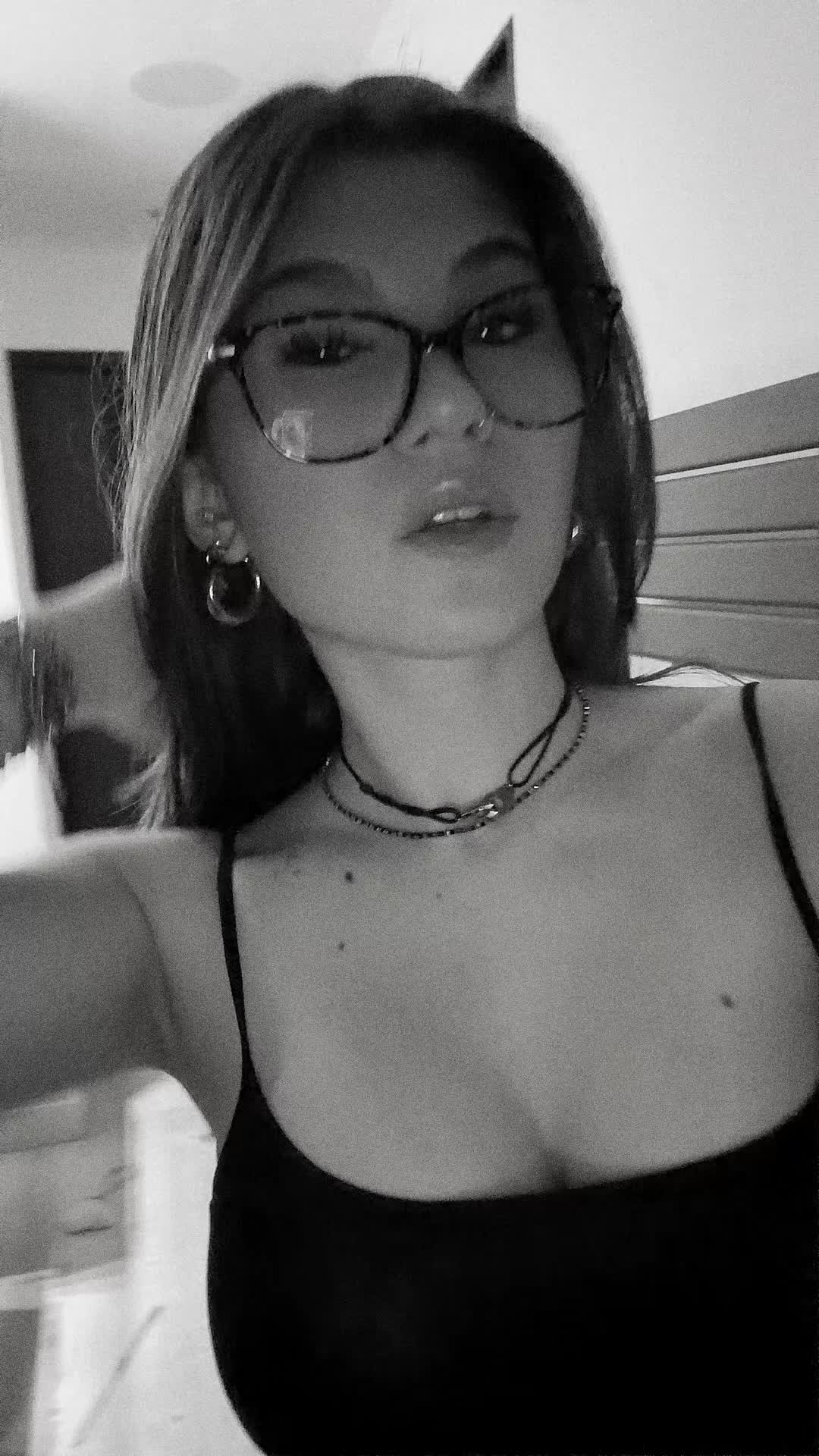 @ℒ ♡