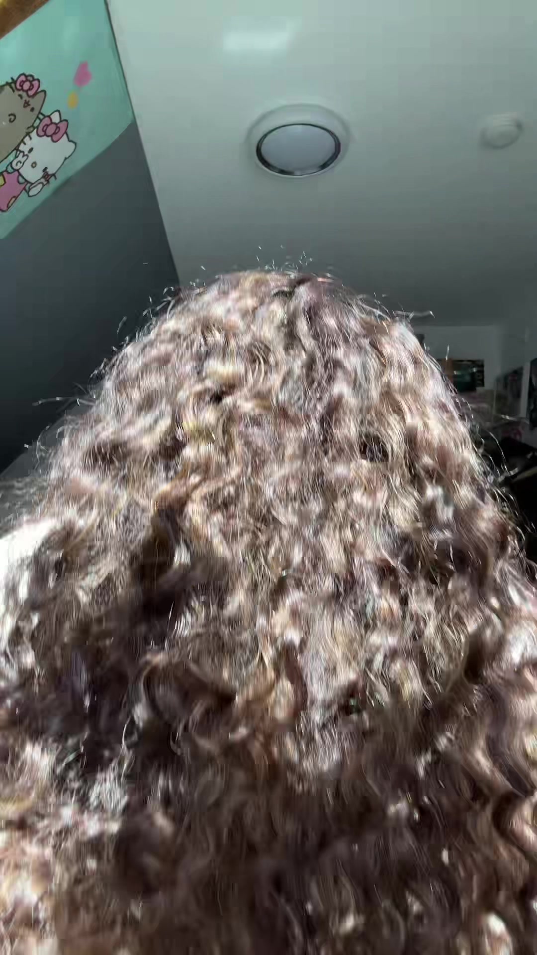 @y4looo444