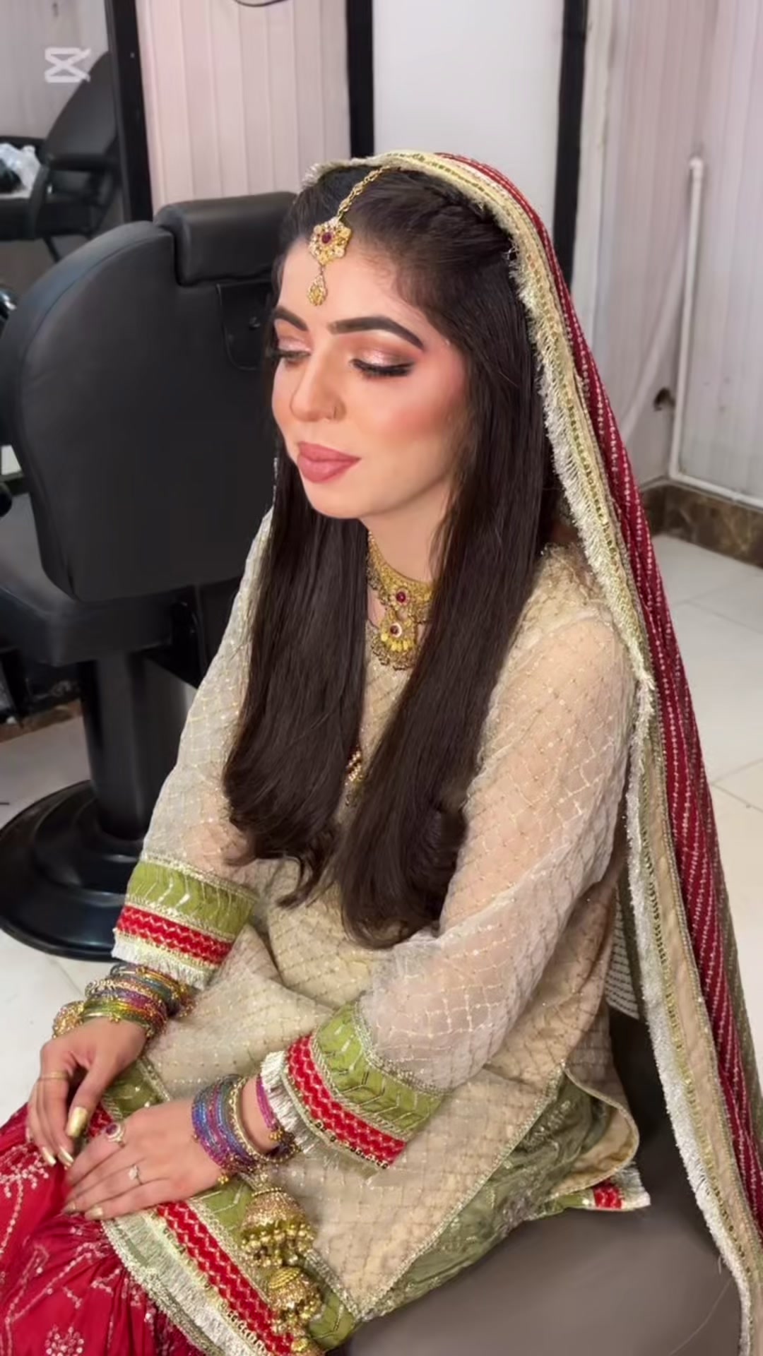 @samssalon_