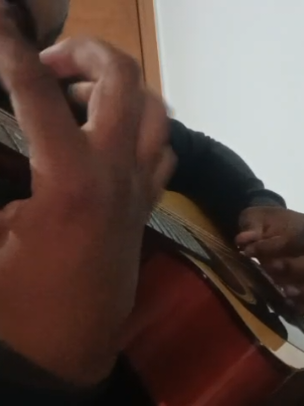 @JOHNSON ADAMS 🎸