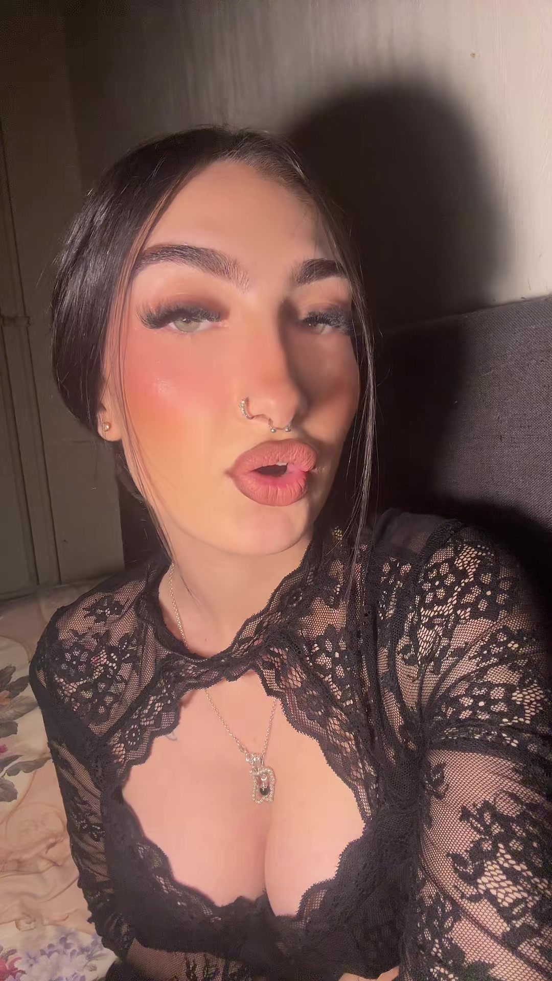 @ᗩᑌᖇOᖇᗩ🖤👸🏻🐈