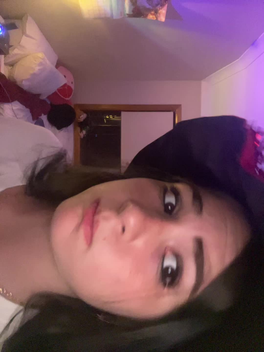 @𝓔🪽