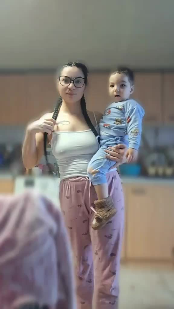 @Andreea Simon