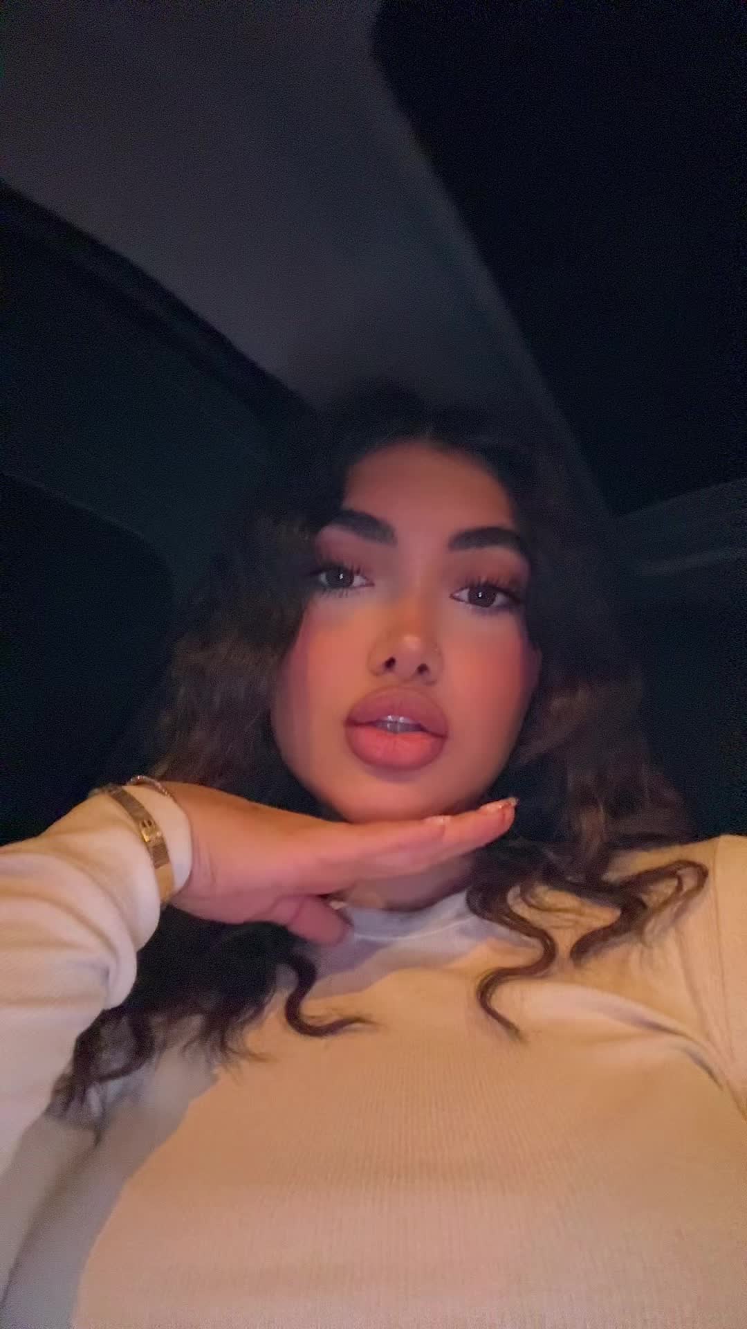 @yasna_moradi