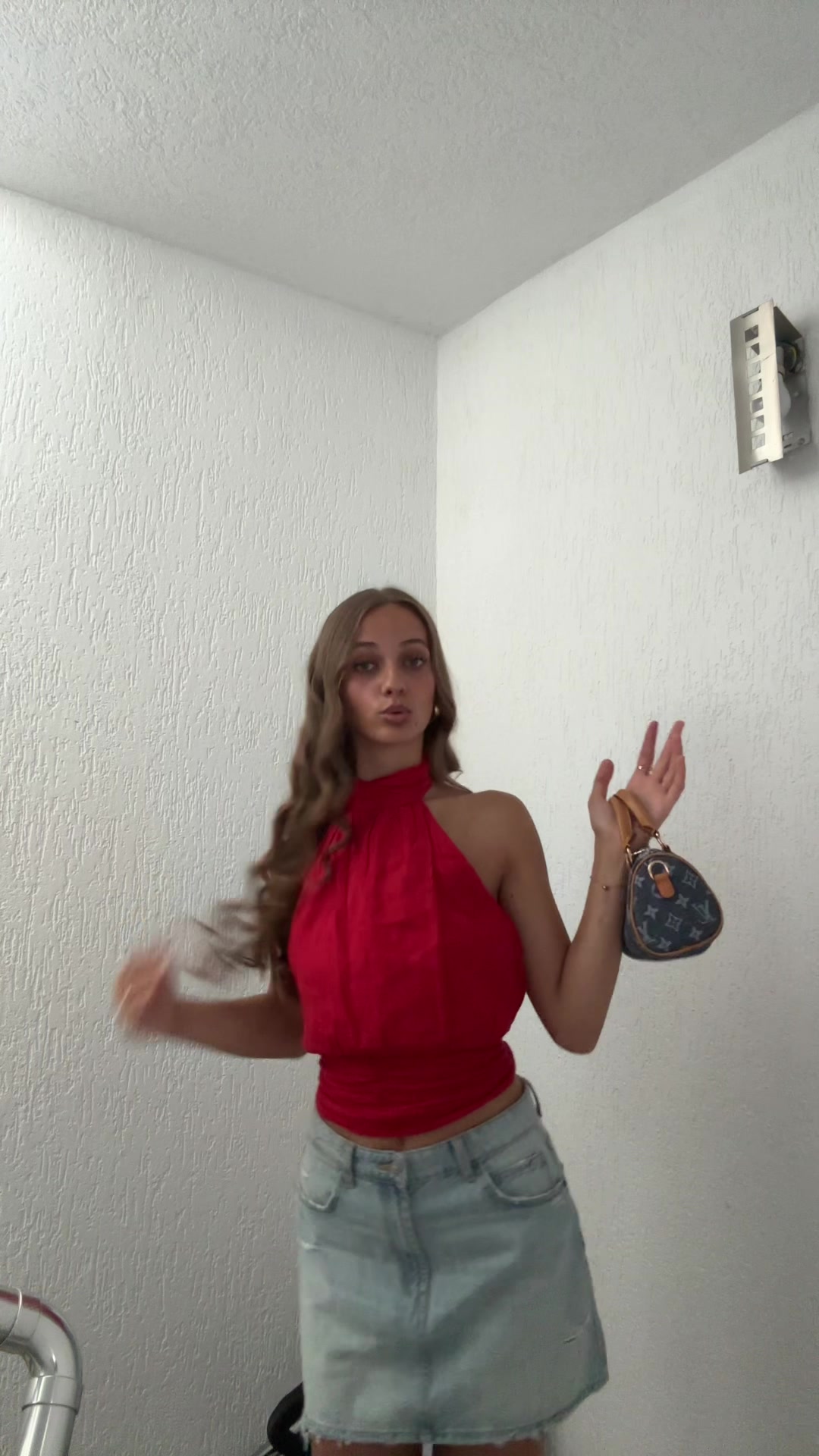@altina