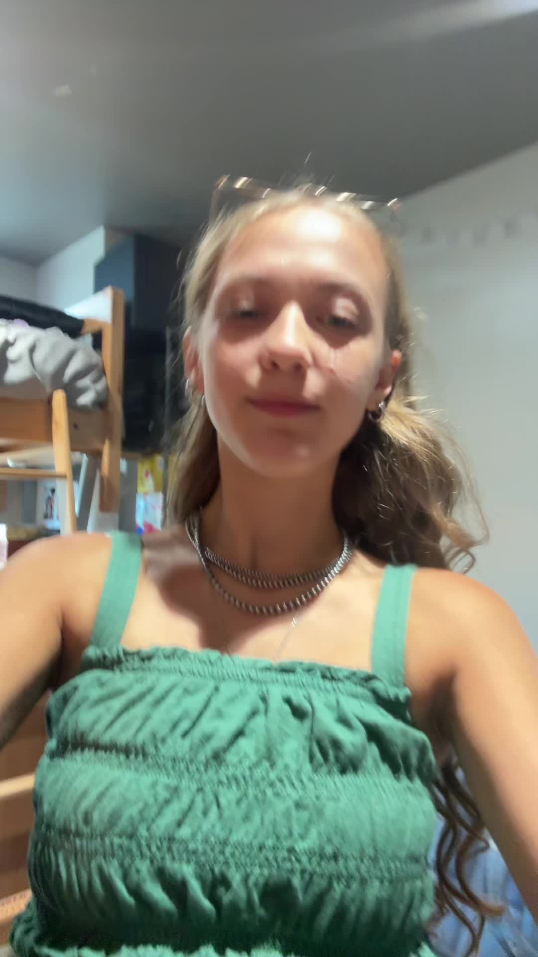 @Girl🙎♀️