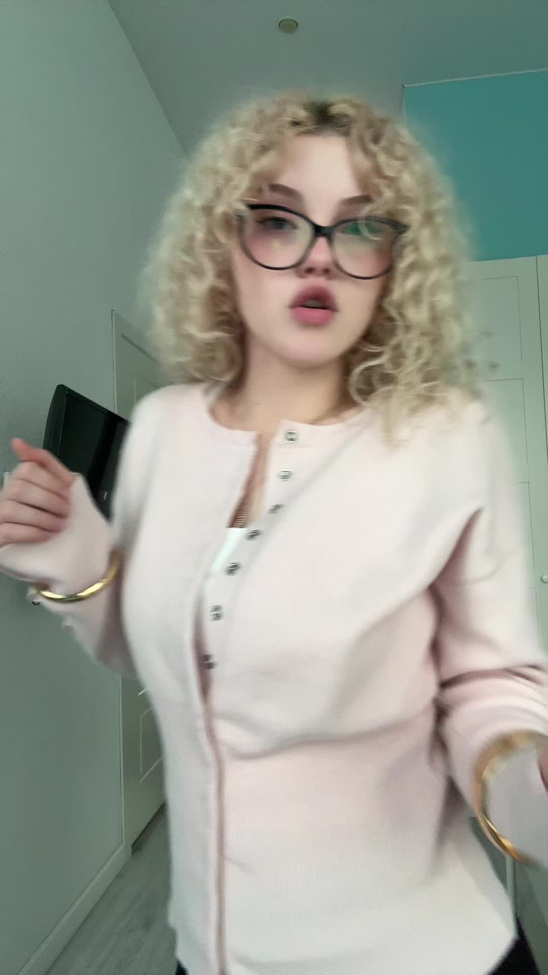 @рия вэсликс <33