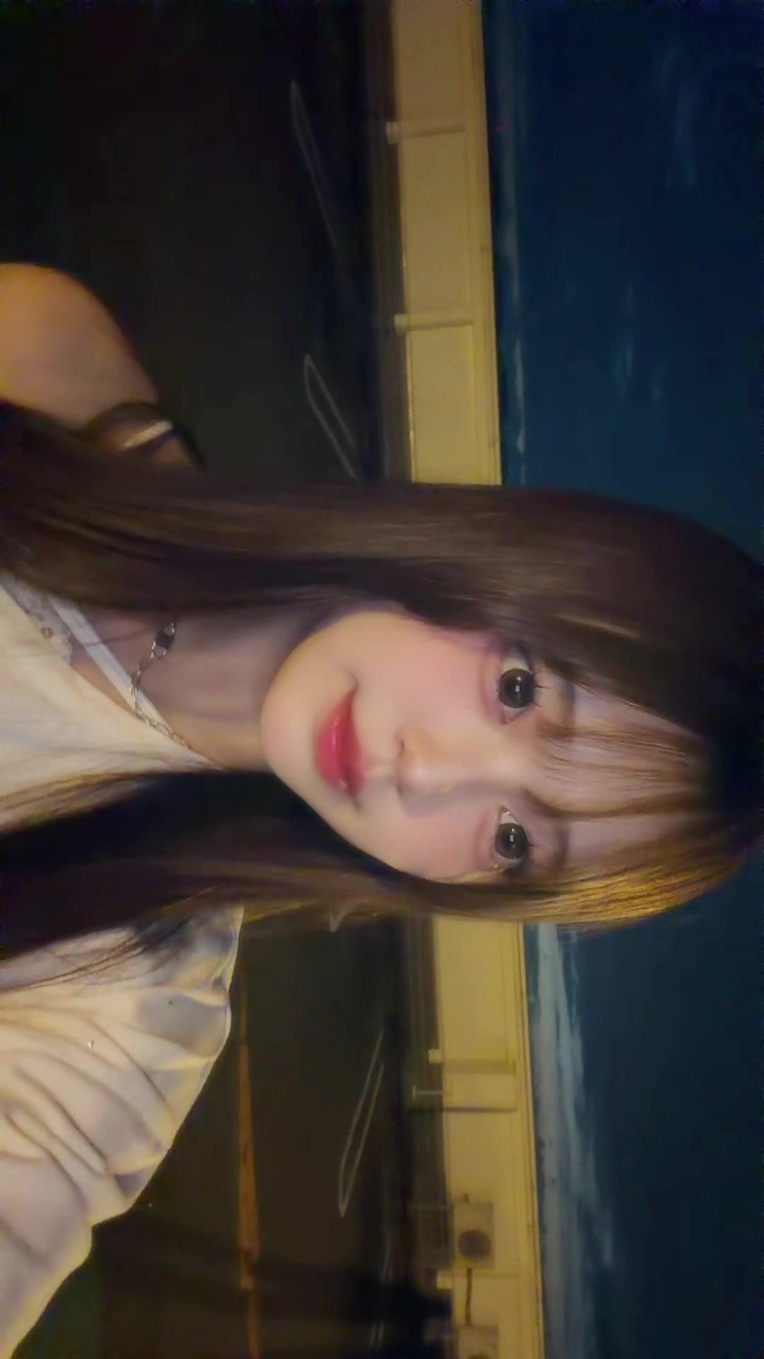 @岡本莉來(おかもとりら)