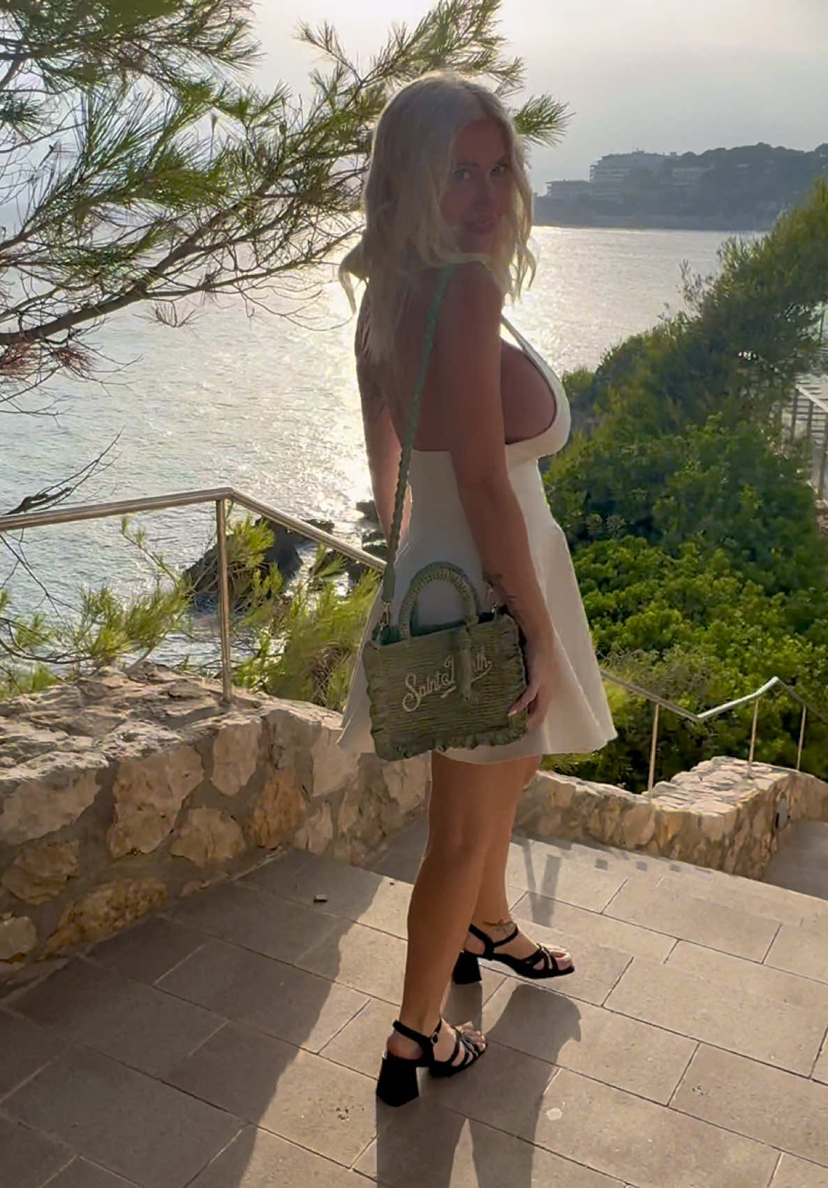 @bunnyblondyx