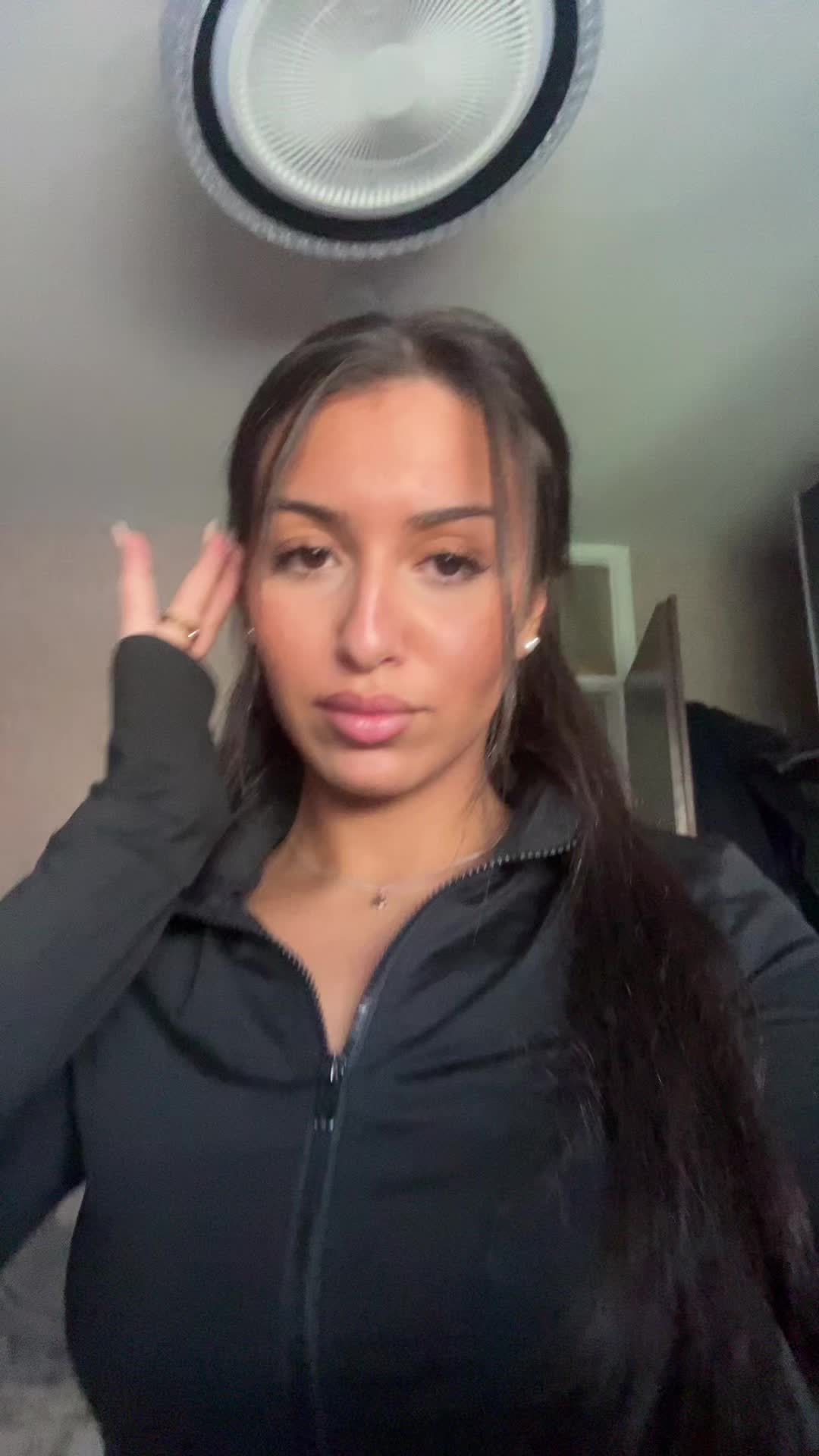@ⵣ