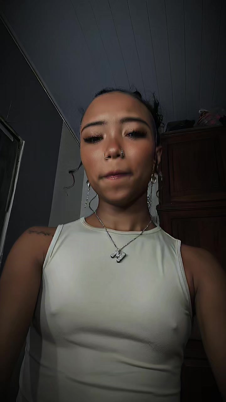 @JENNIFER MONIQUE