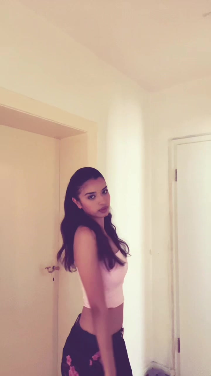 @Eva