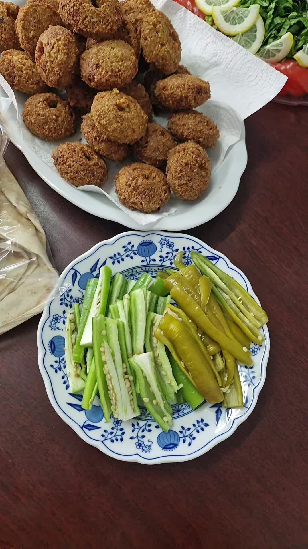 @بنت عفرين 💚❤💛👑