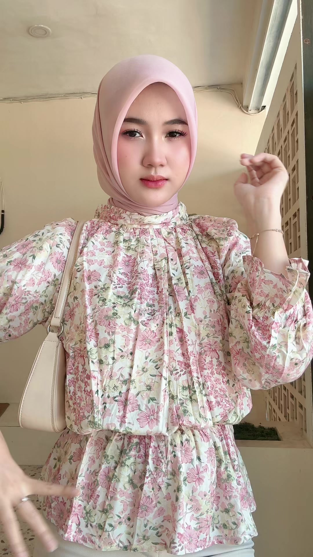@adlyyy