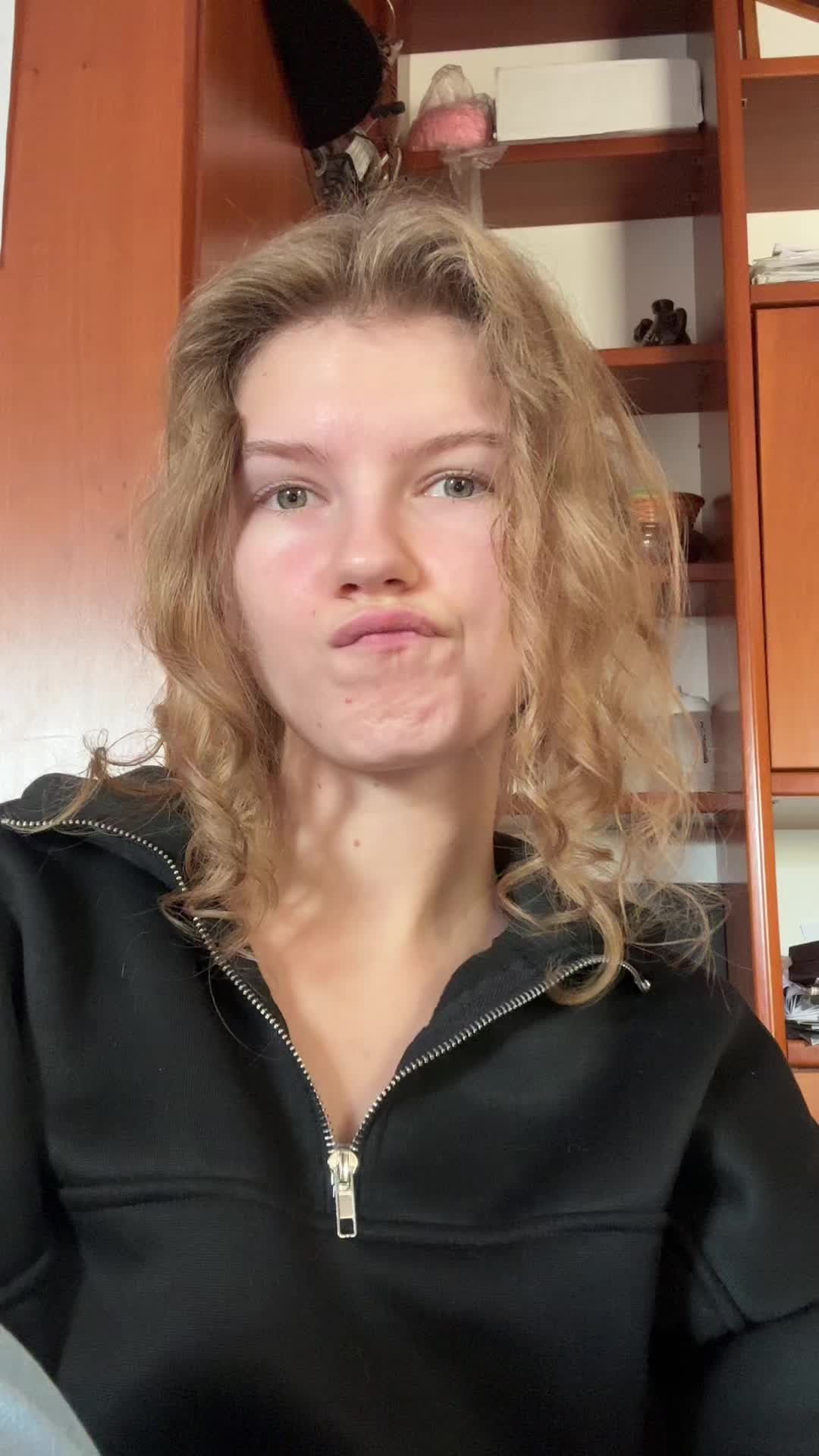 @Anzhelika🐾