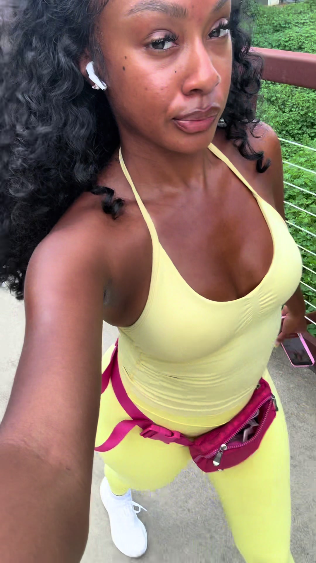 @YouTube: Simone Nicole