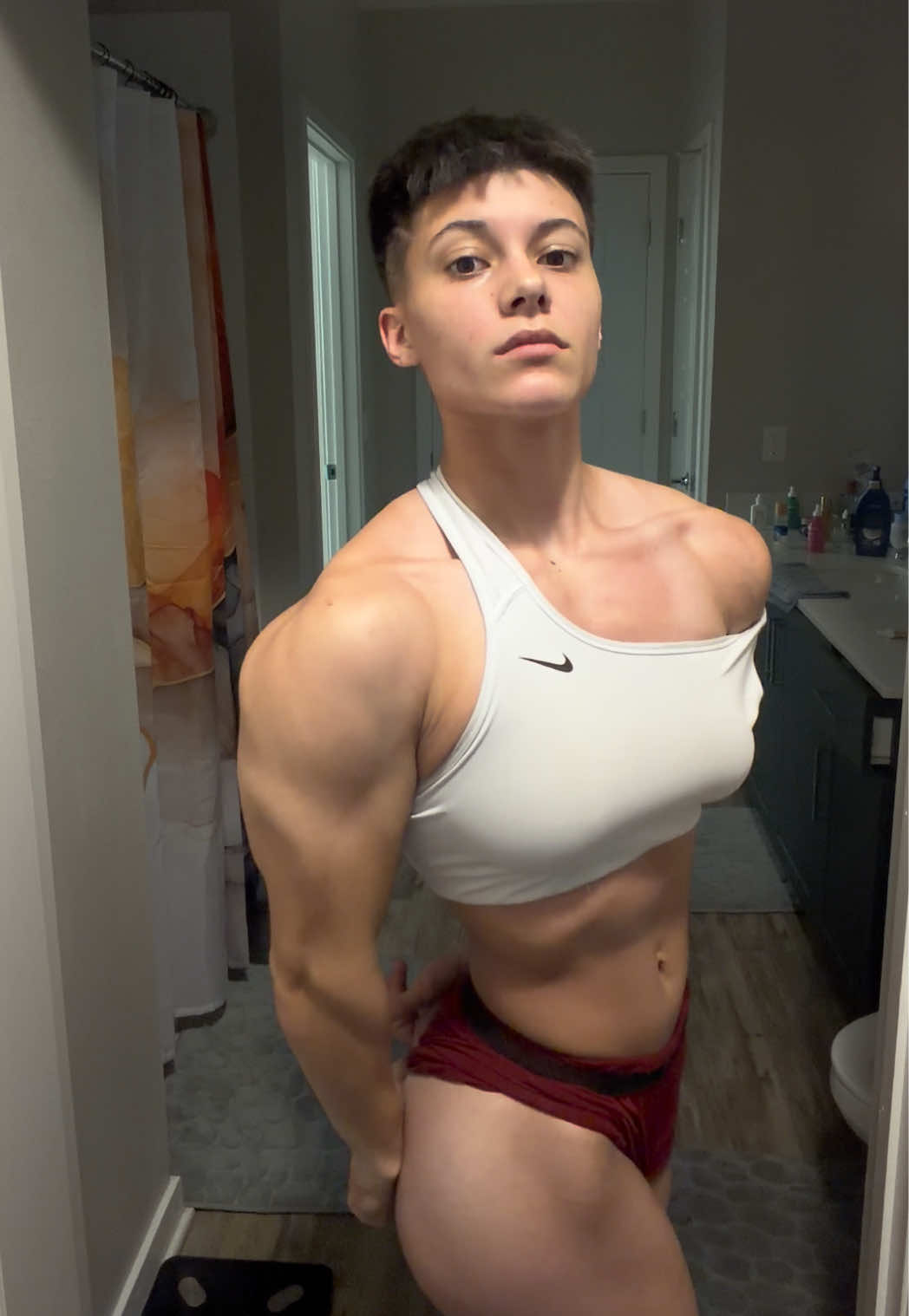 @lynleylifts