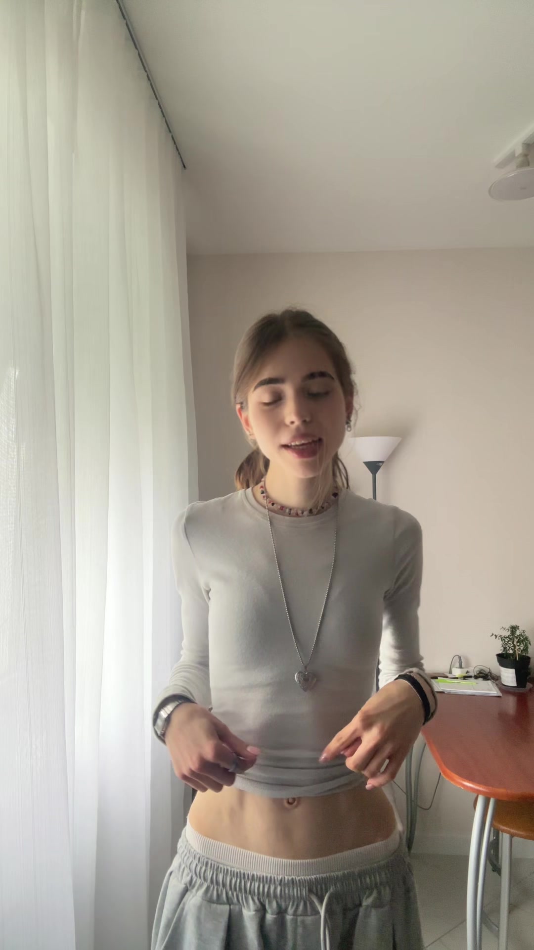 @lolа