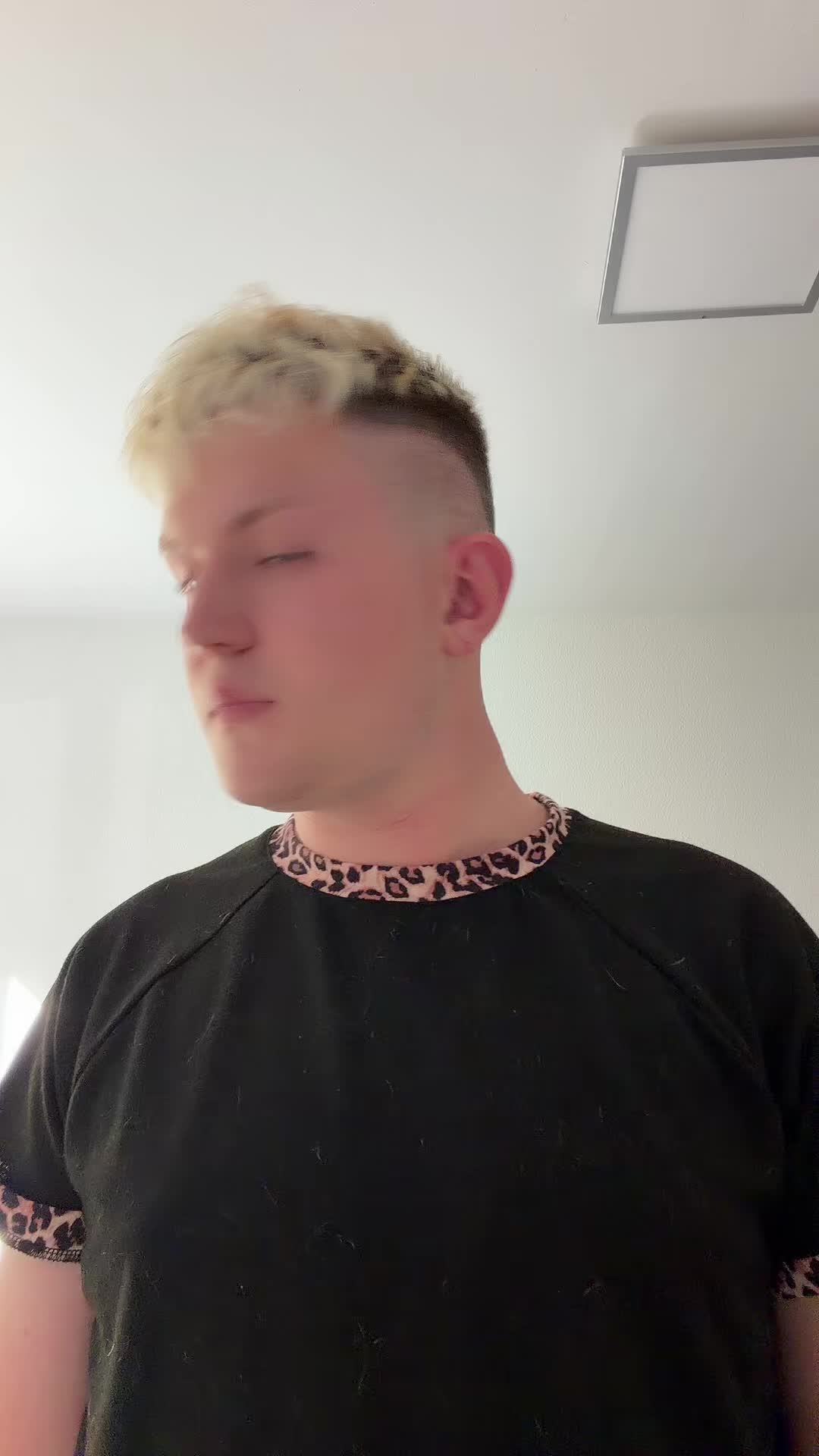 @xRxnxnxyx