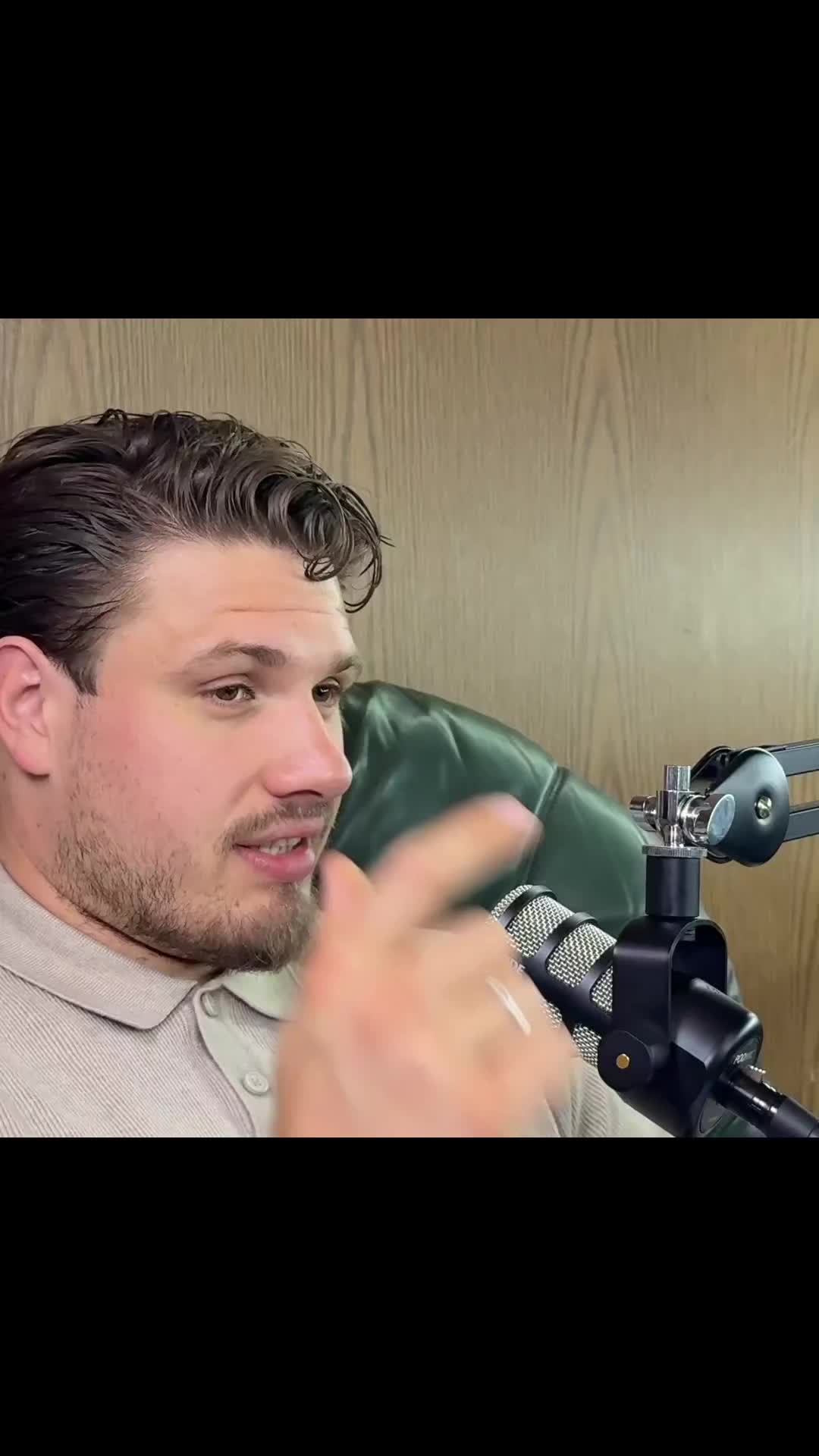@Urgrund der Podcast