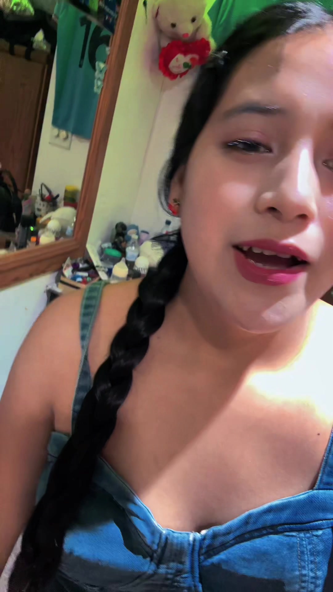 @Melany López