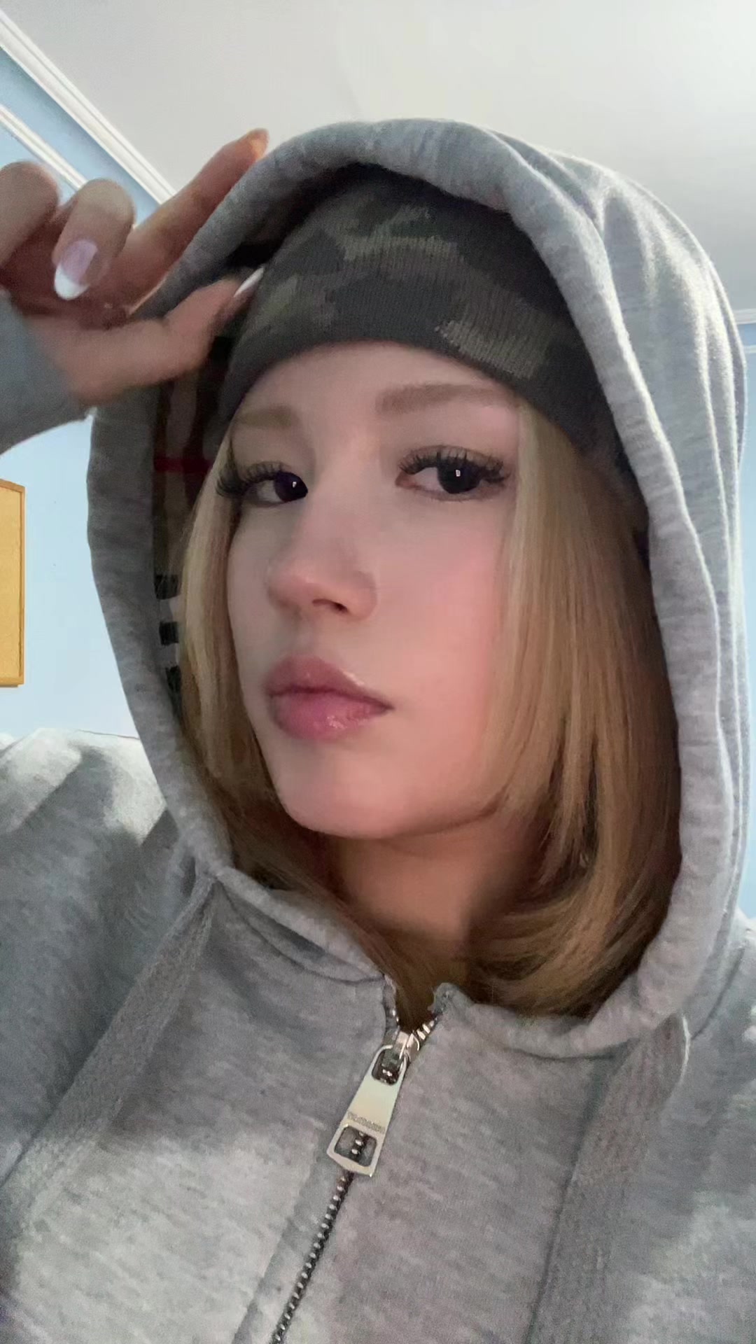 @elliflly