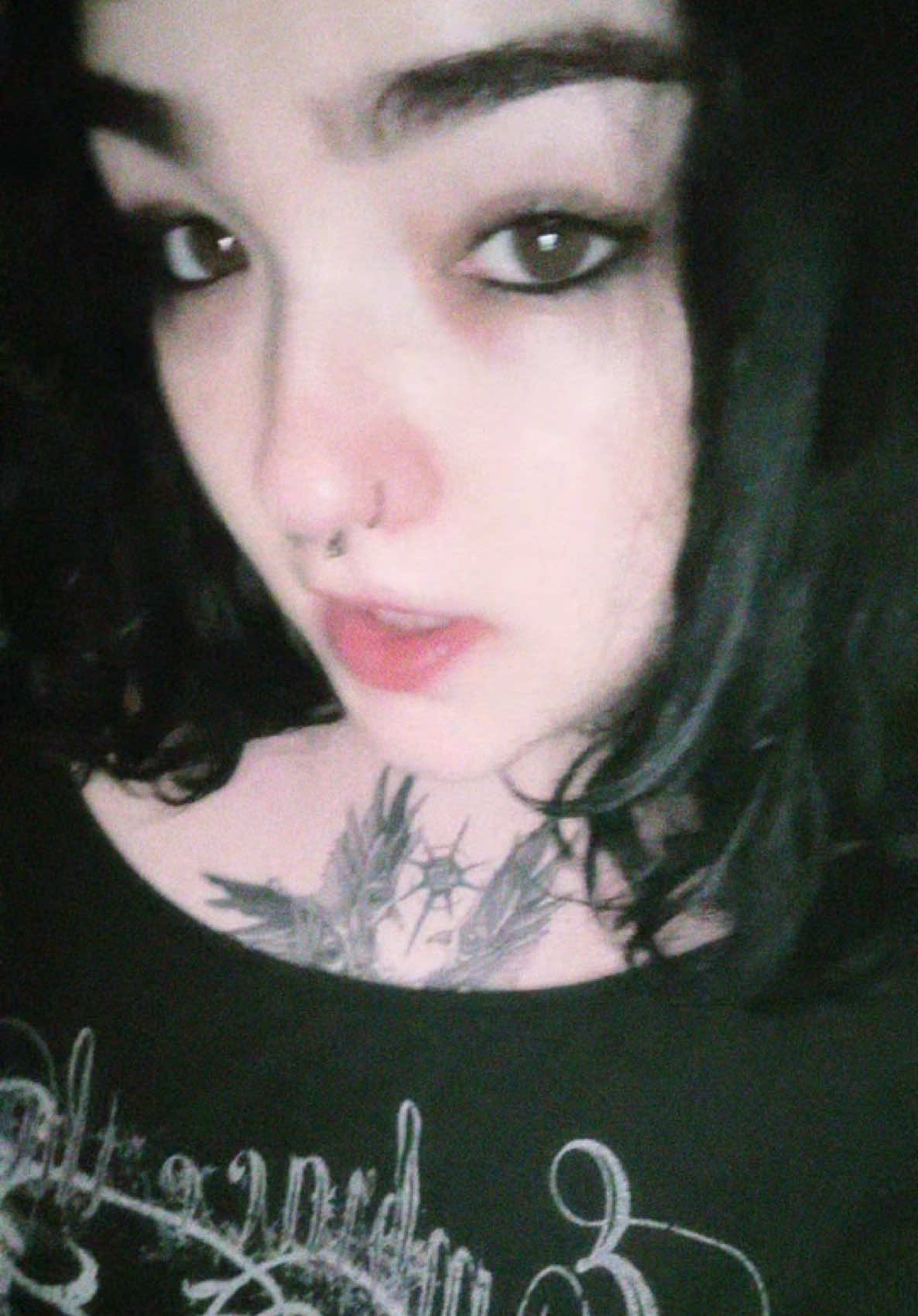 @😸