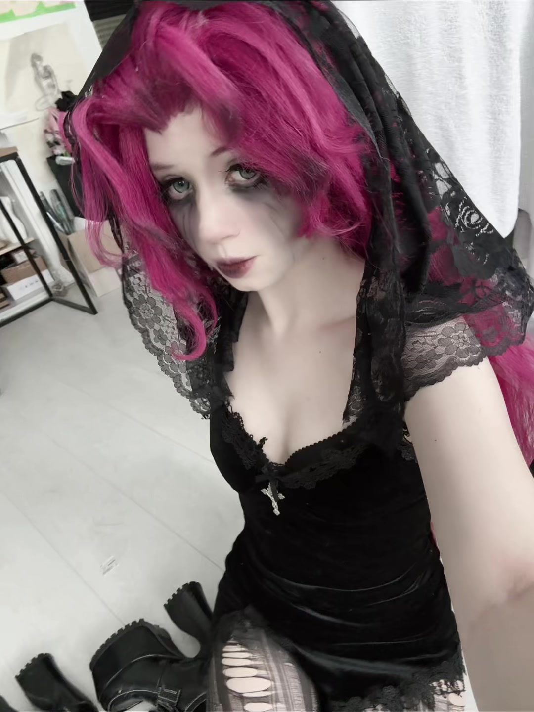@melscara_
