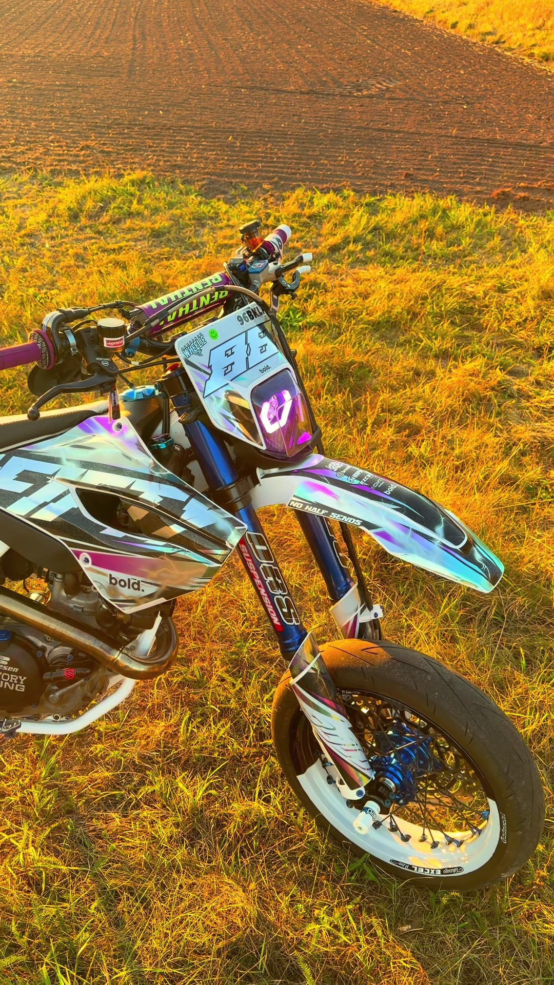 @Joni_moto