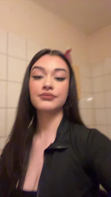 @lillyoouu