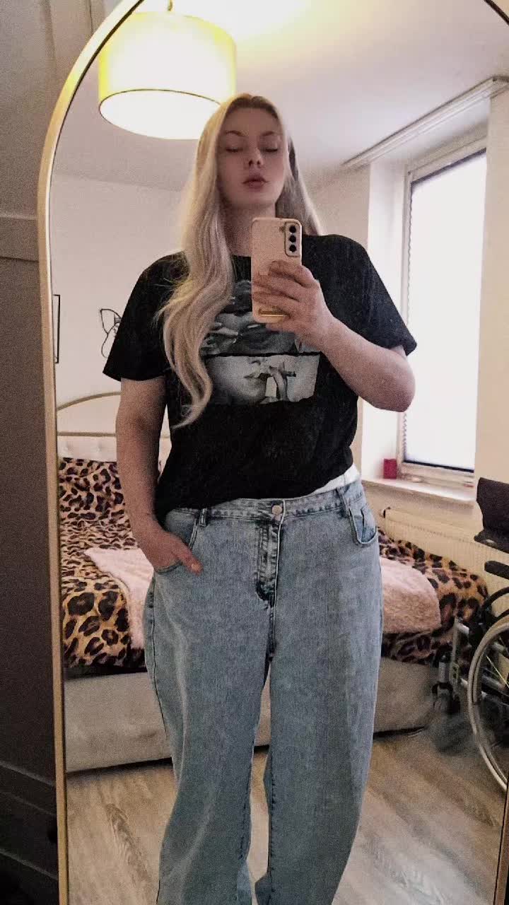 @🇩🇪🩷Lisa🤍🇩🇪