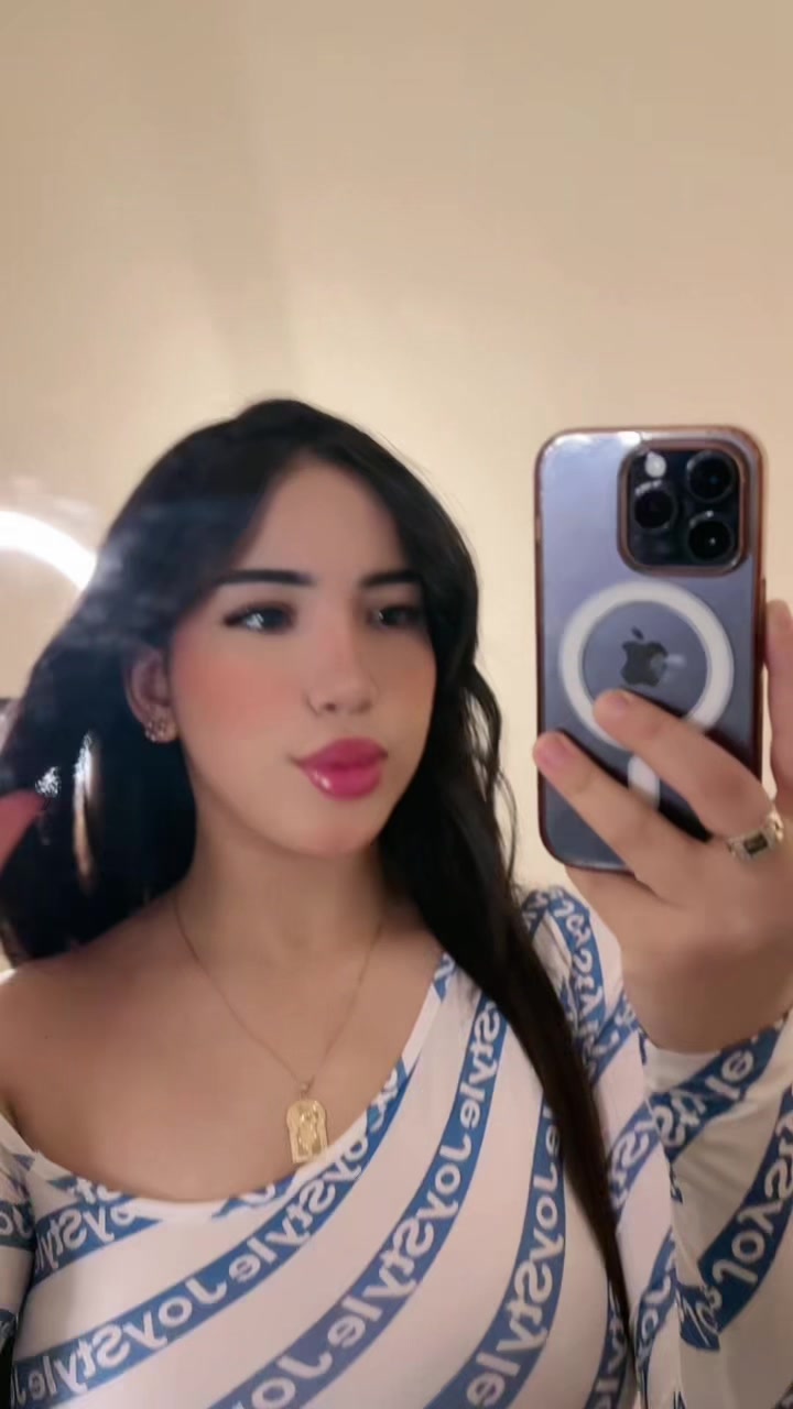 @mounia🔥