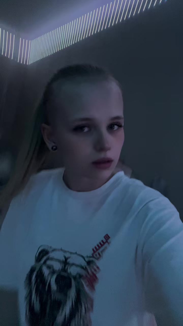 @Лисеночек<3