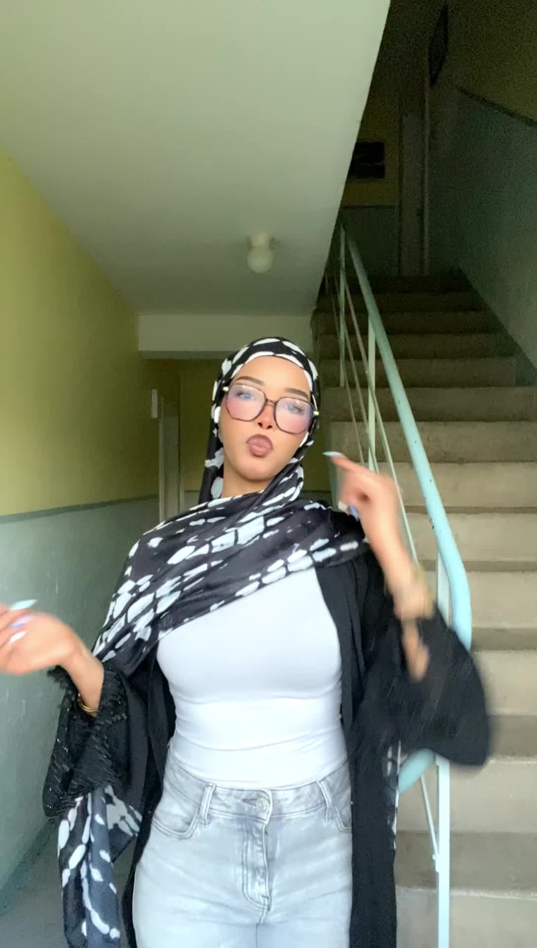 @macawisleygirl_🇸🇧