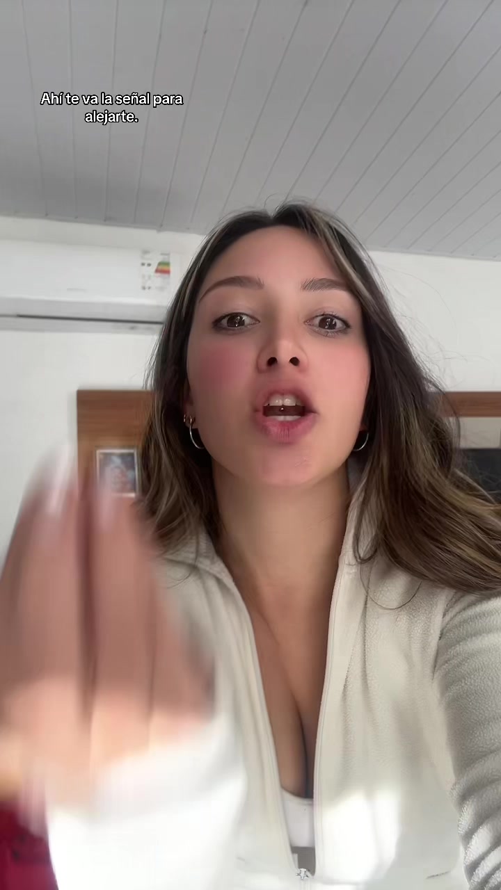 @MEL 🤍