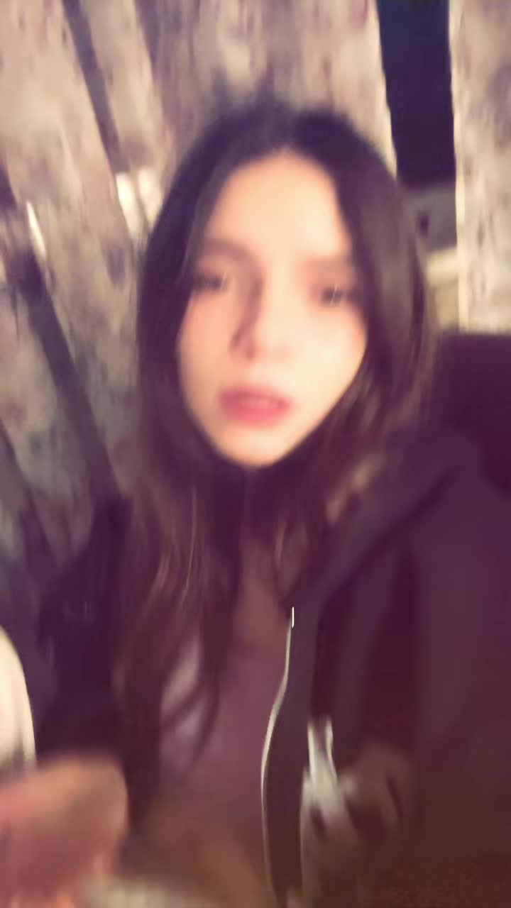 @qwoerly