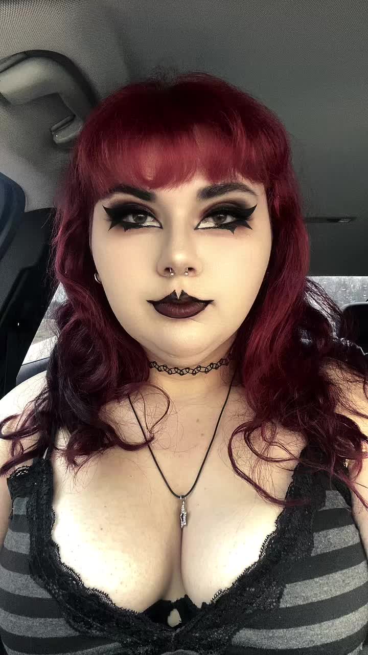 @becca 🦇