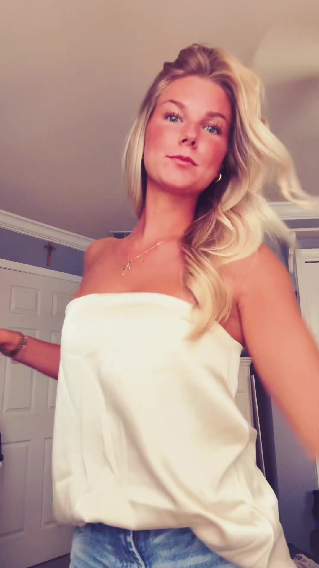 @sky