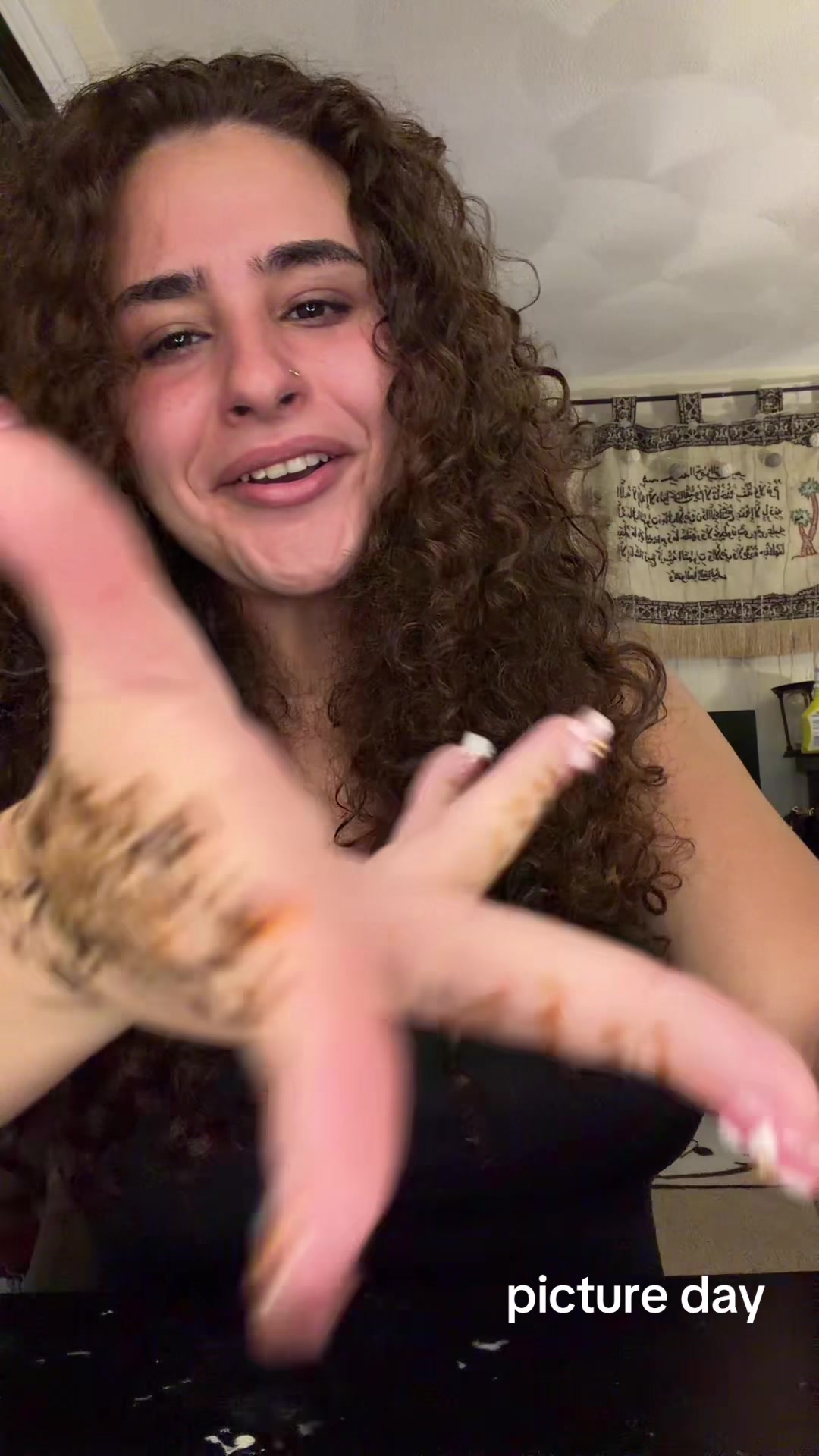 @crlywrld2.0