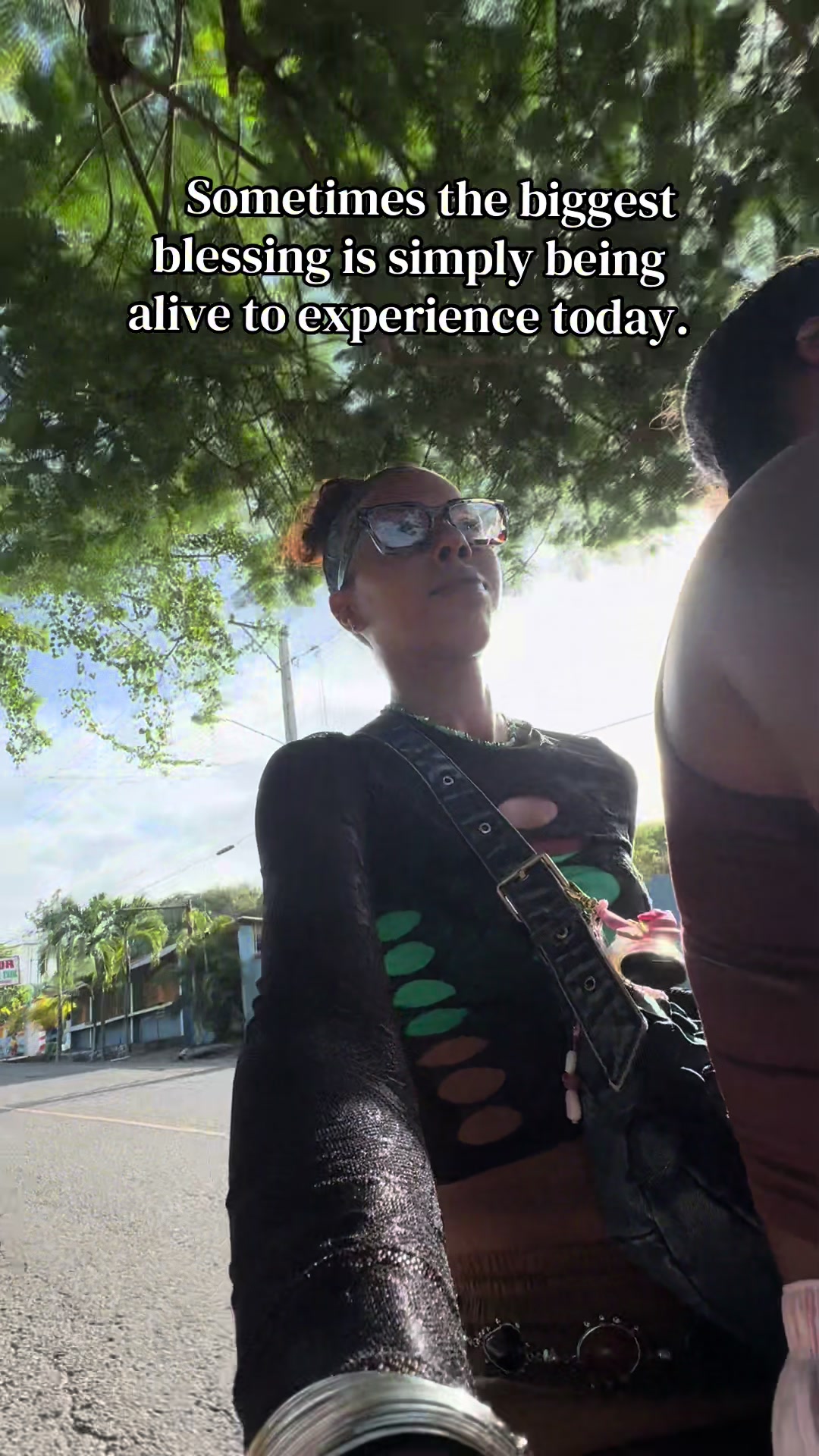 @Ari 🦋
